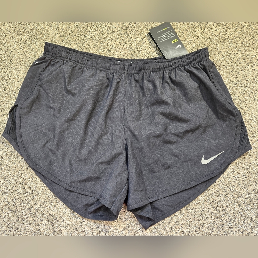 Nike Women's Dri Fit Tempo Brief Lined Running Shorts Black Size M NWT